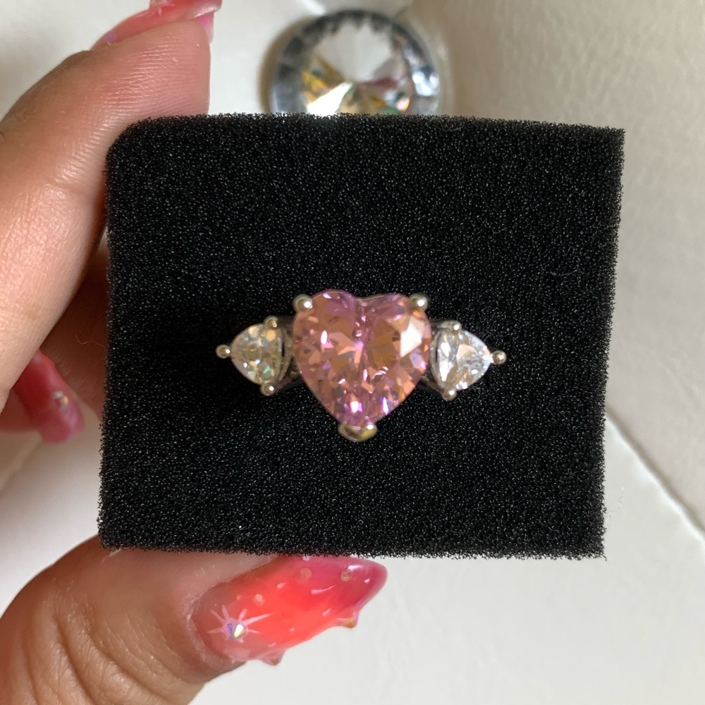 Pink Heart Ring - Picture 3 of 12